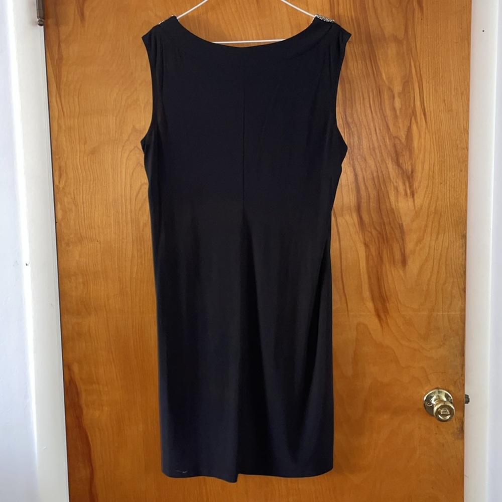R&M Richards Black Sheath Mini Dress Sleeveless Crew Neck - Picture 2 of 3